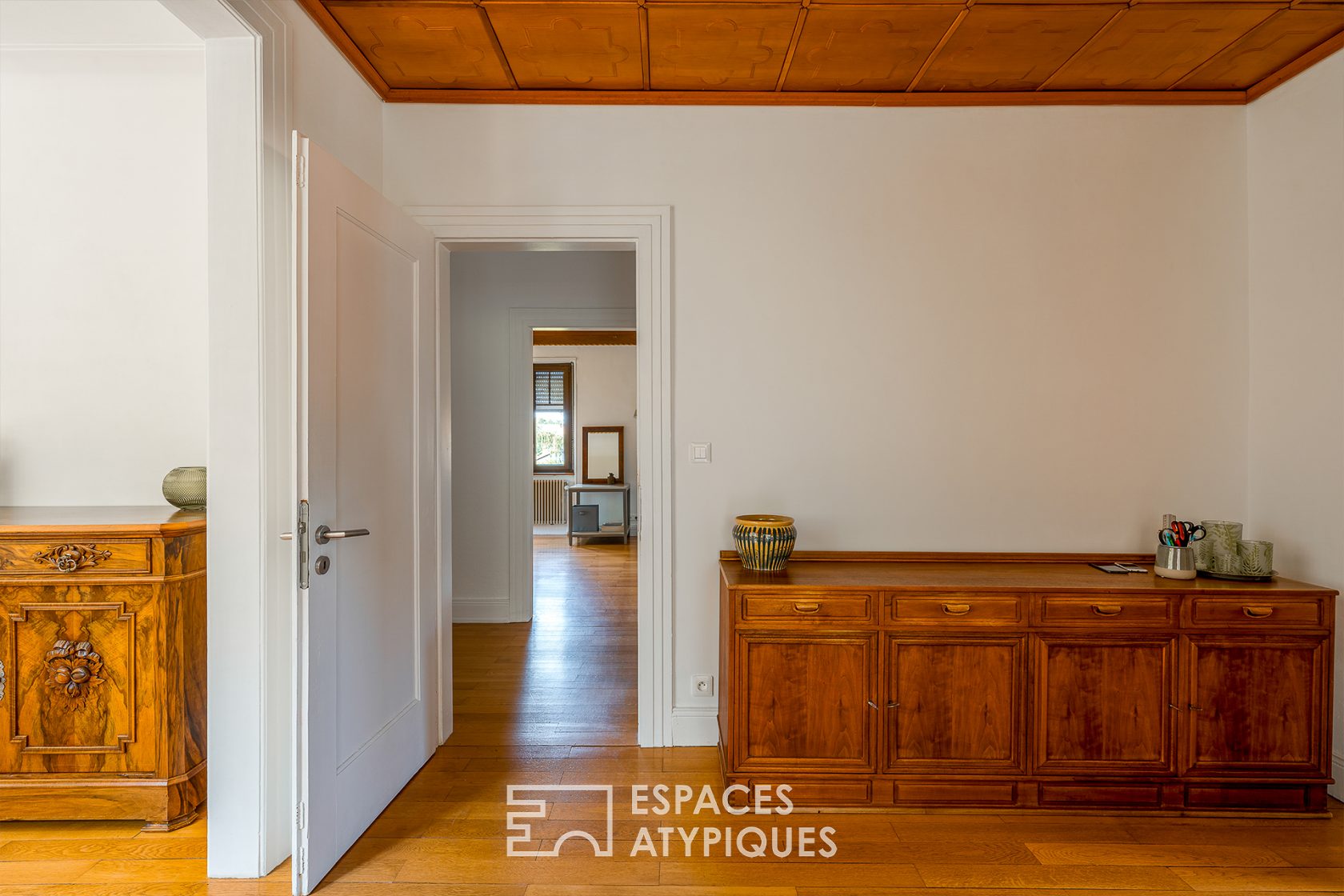 Maison de maître dans un écrin de verdure