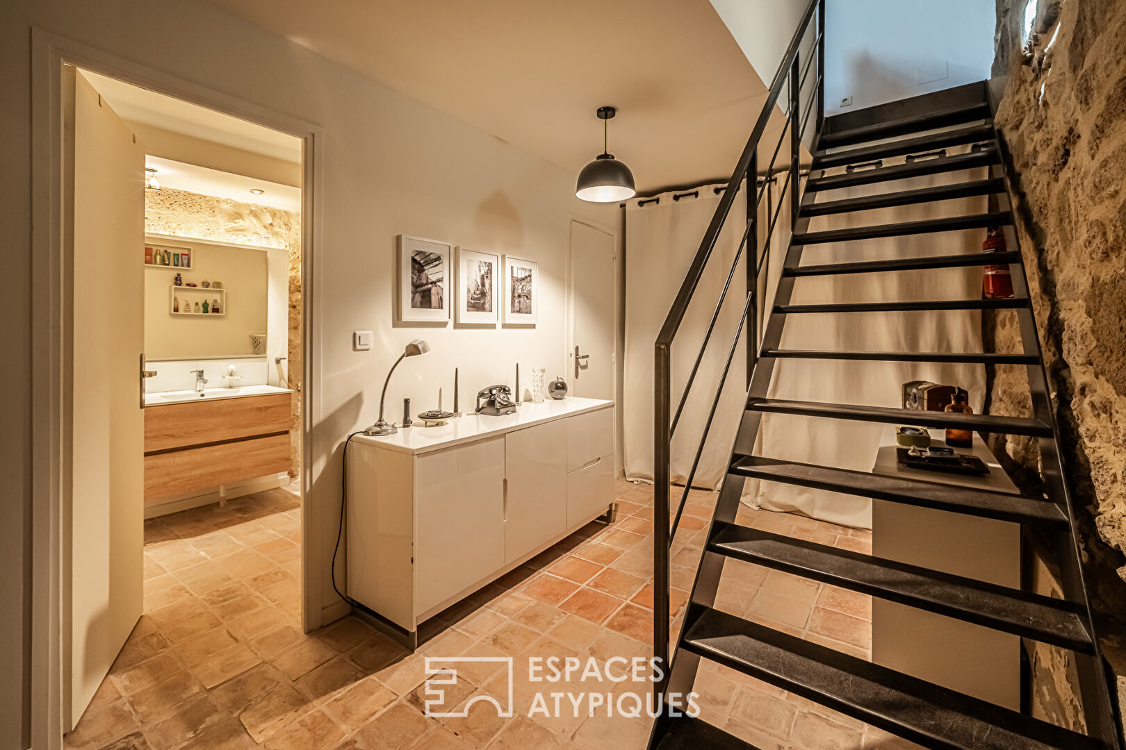 Maison de village entièrement rénovée  proche de Pézenas
