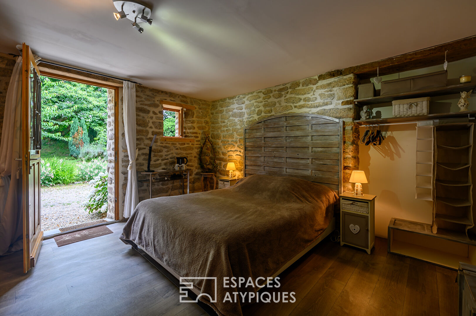Propriété de charme et son parc paysager sur 2 hectares