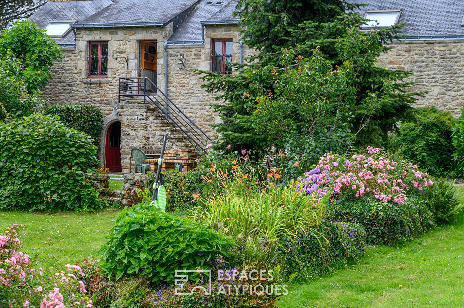 Propriété de charme et son parc paysager sur 2 hectares