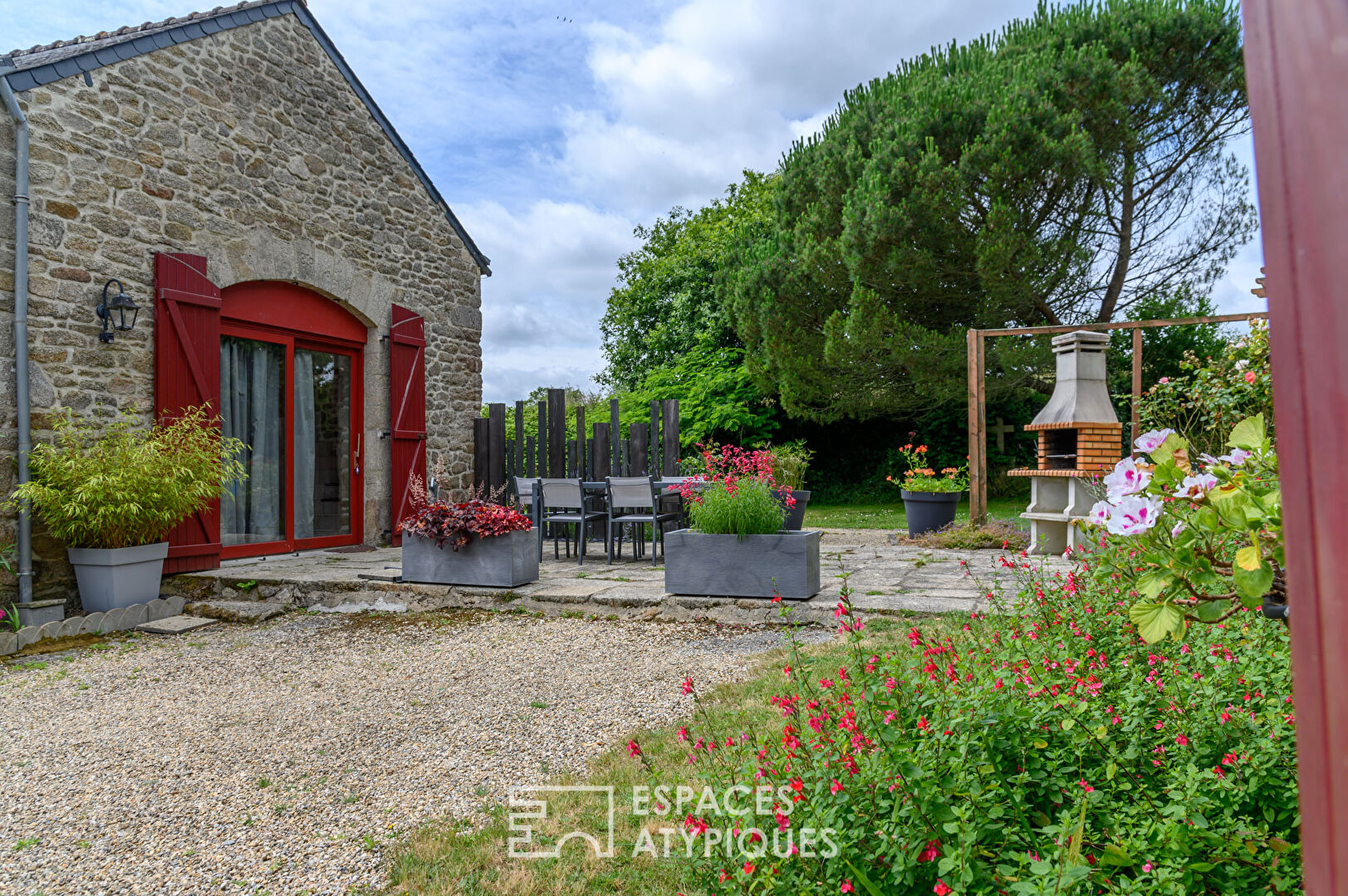 Propriété de charme et son parc paysager sur 2 hectares