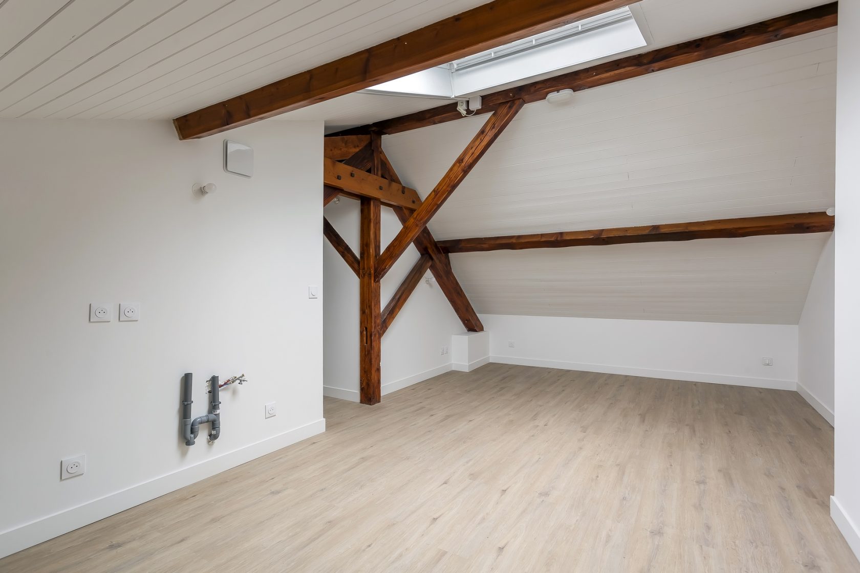 Attic renovation in Lyon 8th