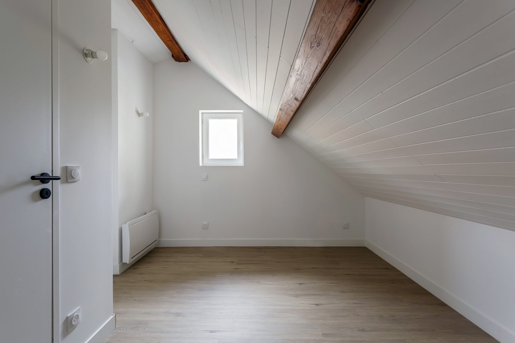 Attic renovation in Lyon 8th