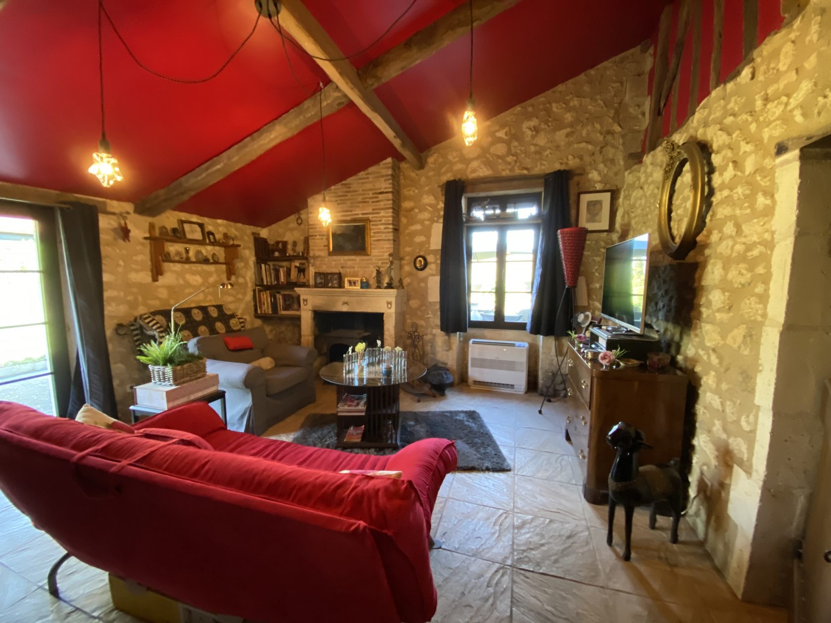 Propriété de caractère en Périgord Vert à l’orée de la forêt