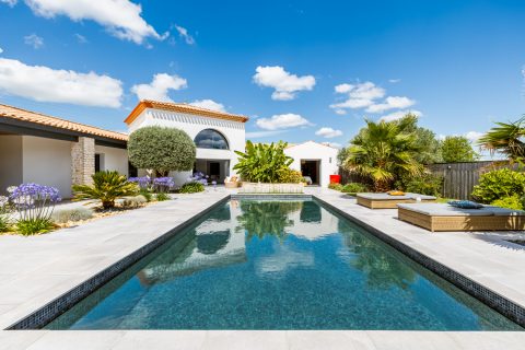 Contemporary villa with a hacienda feel