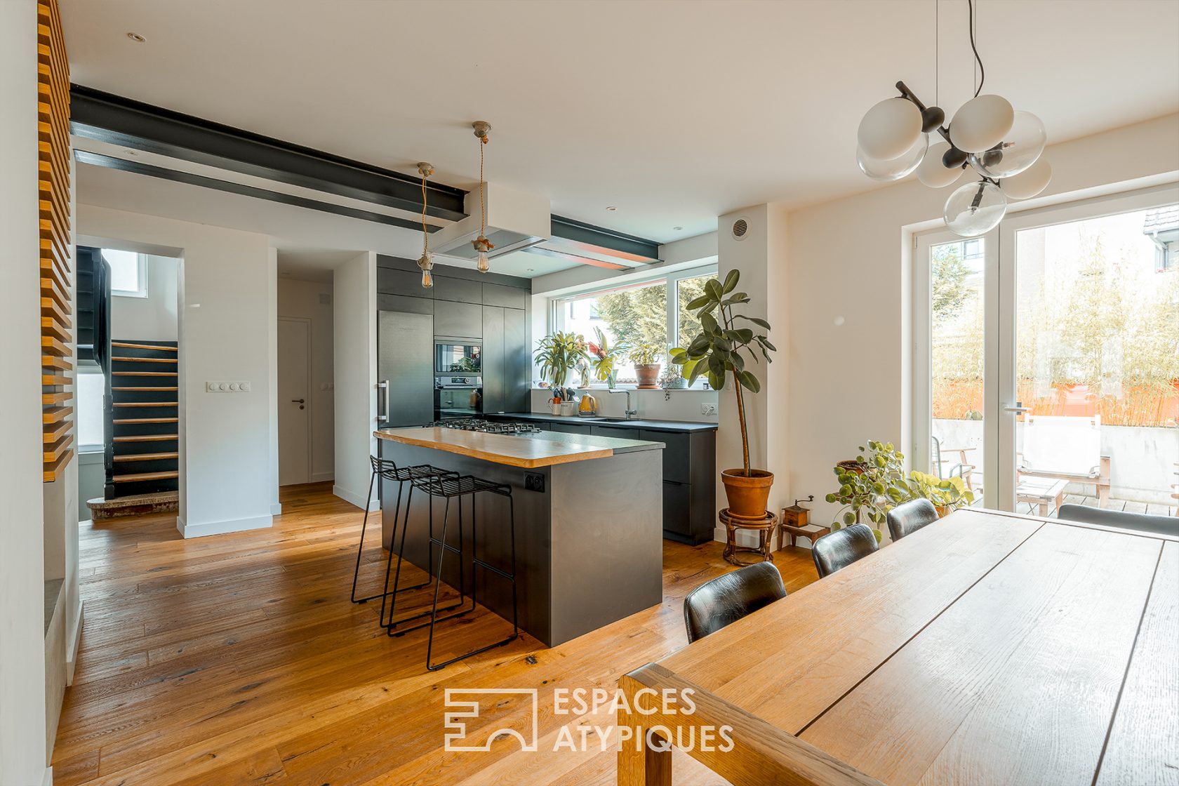 Maison de ville rénovée par un architecte au coeur de Neudorf