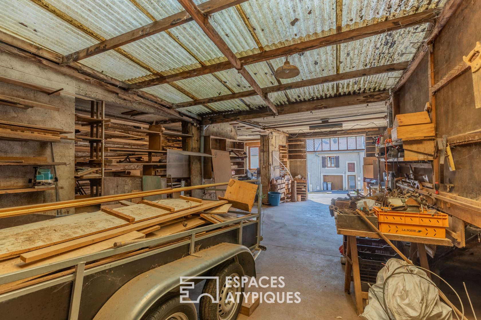Property for renovation on the outskirts of Metz