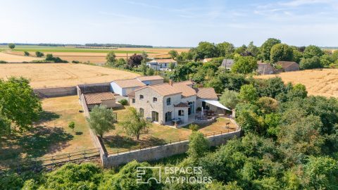 Maison de charme ouverte sur l&rsquo;horizon