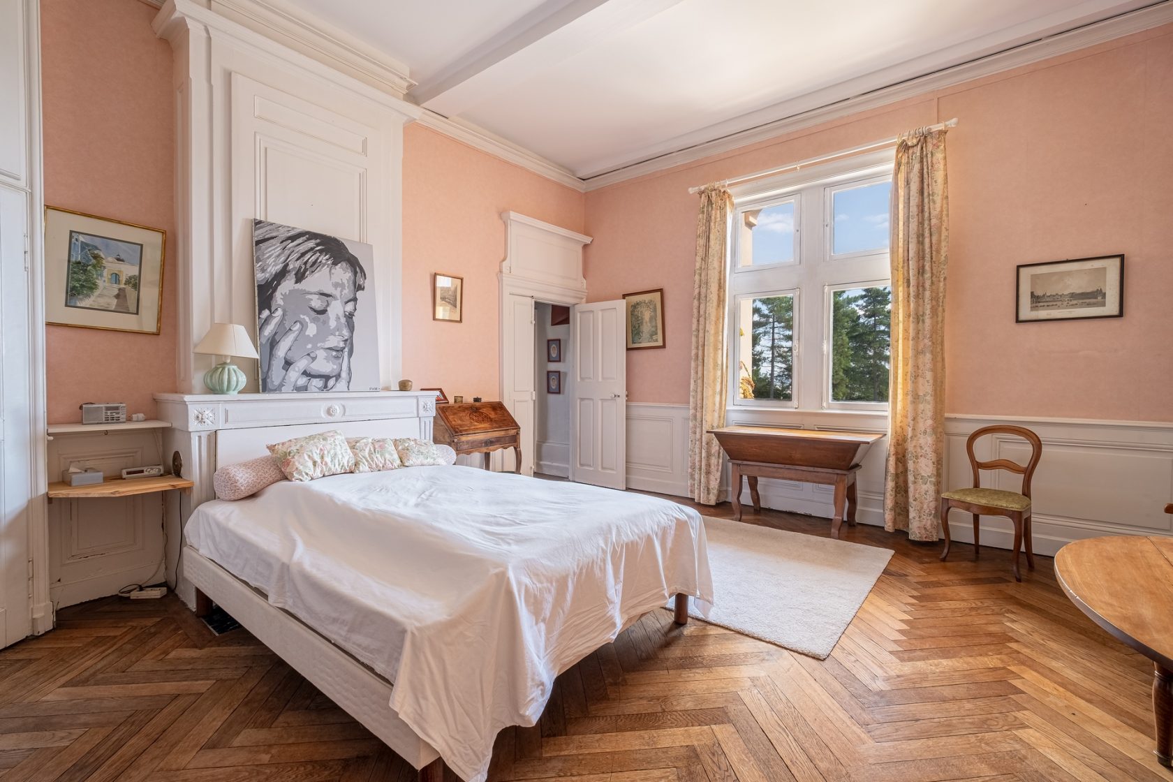 177 m2 duplex in the Château de Bramafan Ste Foy les Lyon