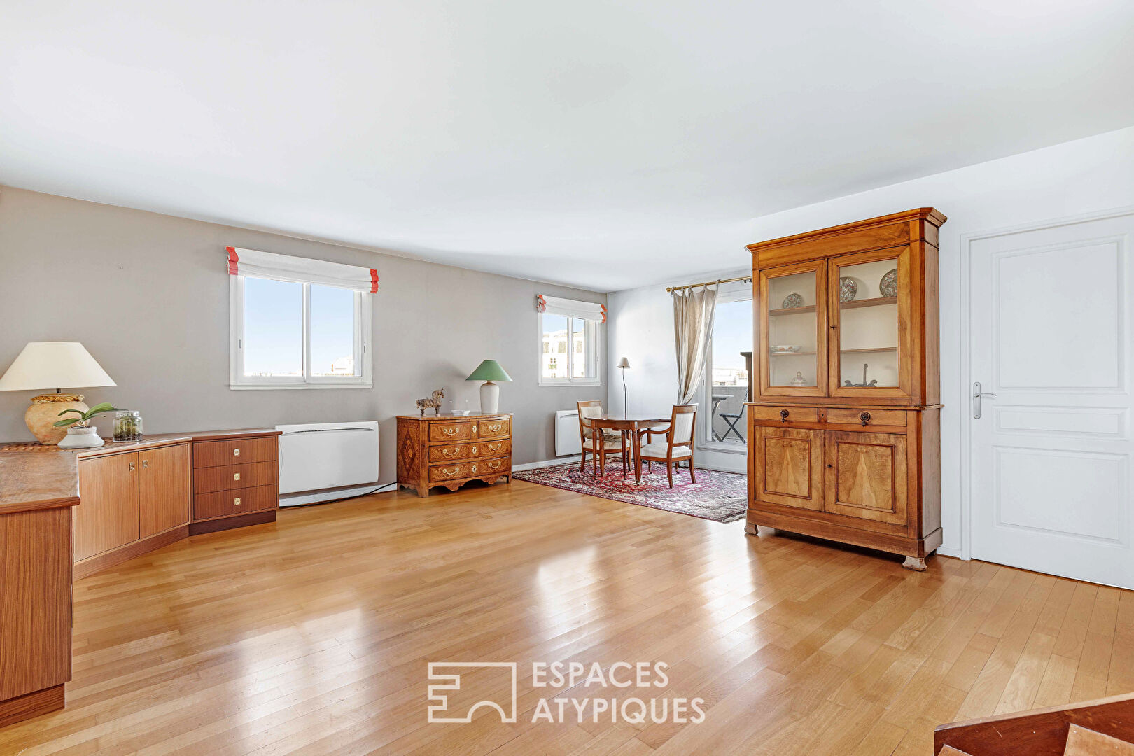 Penthouse with terrace near Parc Georges Brassens