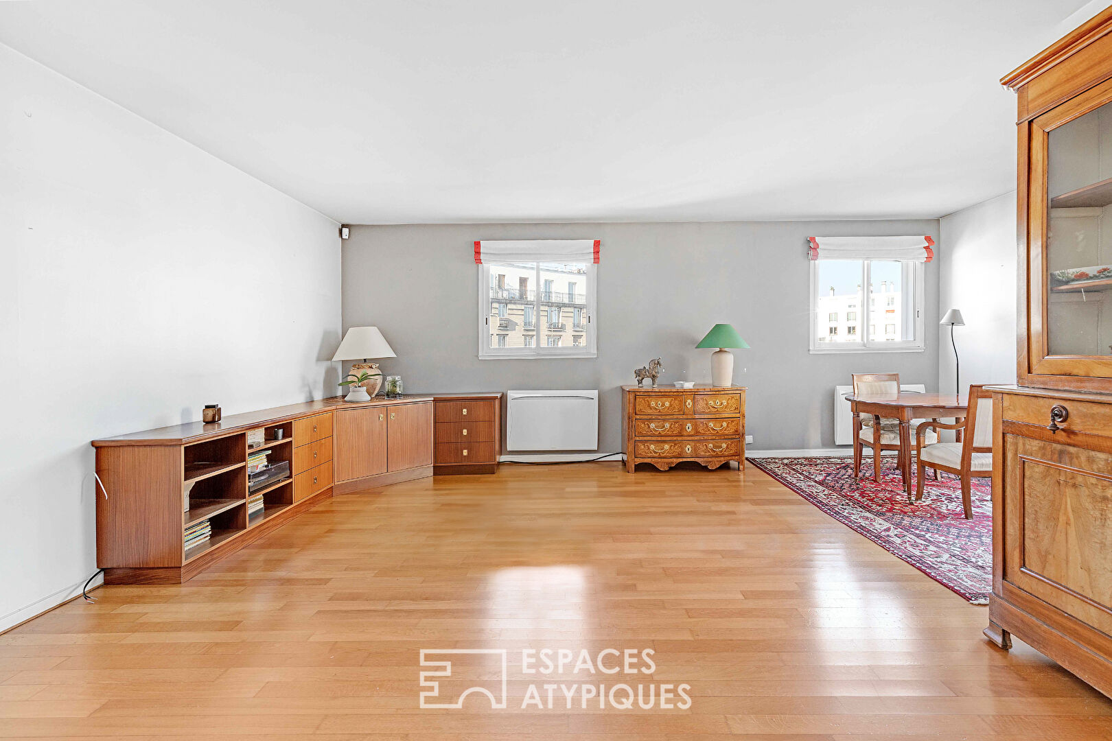 Penthouse with terrace near Parc Georges Brassens