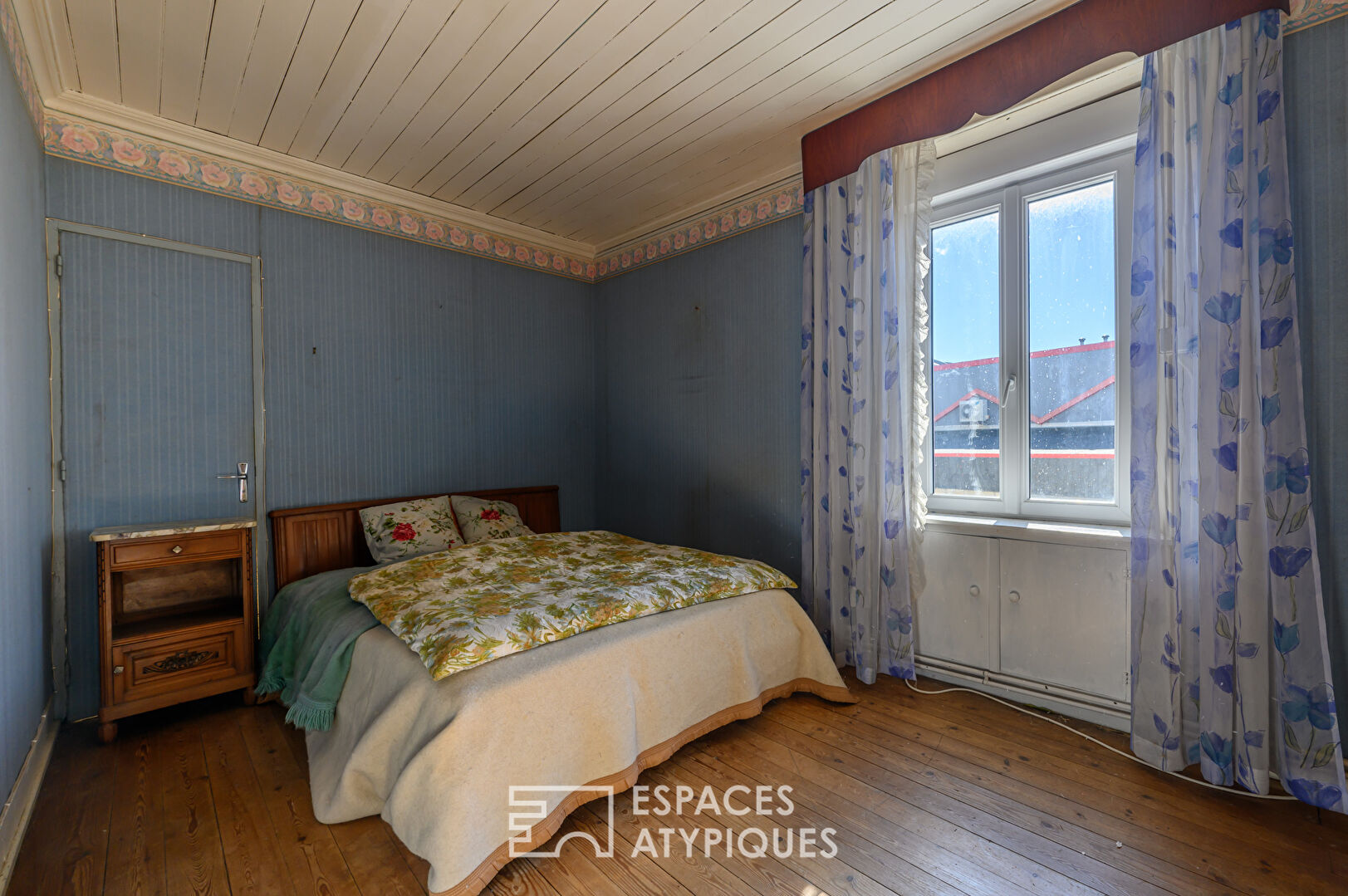 Maison authentique, à rénover, à proximité du port.