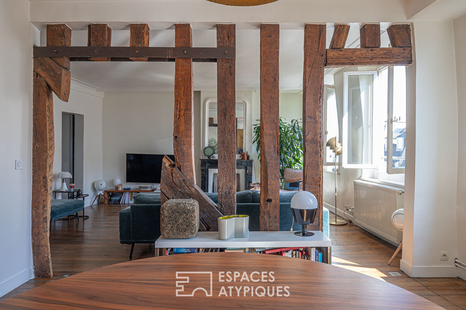 Appartement traversant avec vue Beaubourg