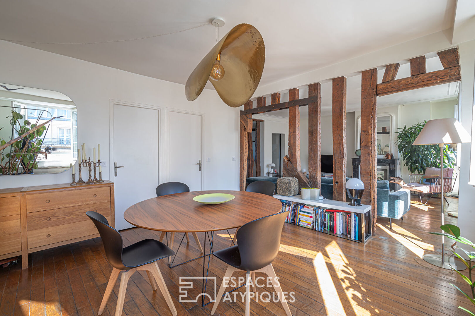 Appartement traversant avec vue Beaubourg
