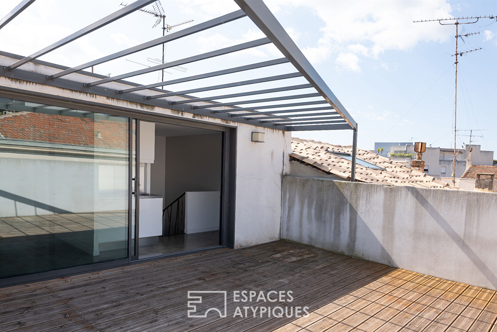 Maison de ville en excellent état avec terrasse au coeur de Montpellier