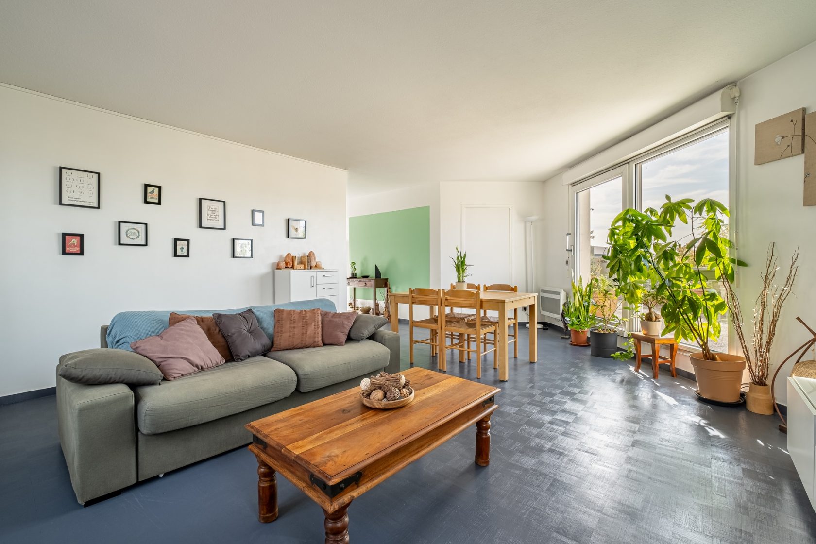 Attic with breathtaking view in the 8th