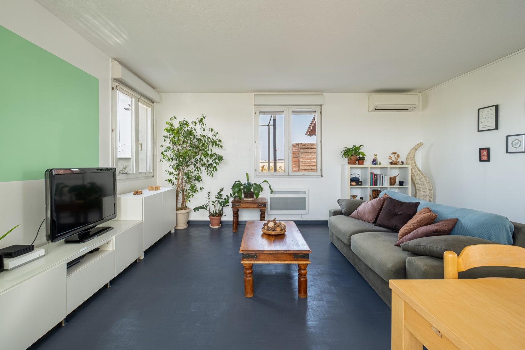 Attic with breathtaking view in the 8th