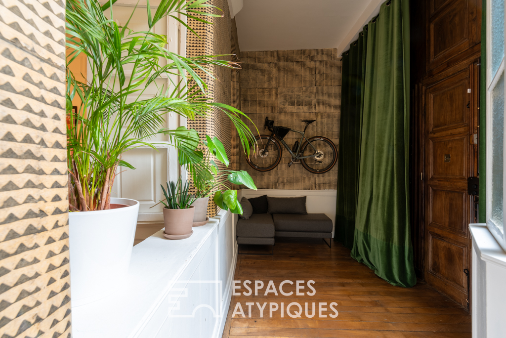 Beautiful renovated apartment, full of history – Right in the city center of Rennes