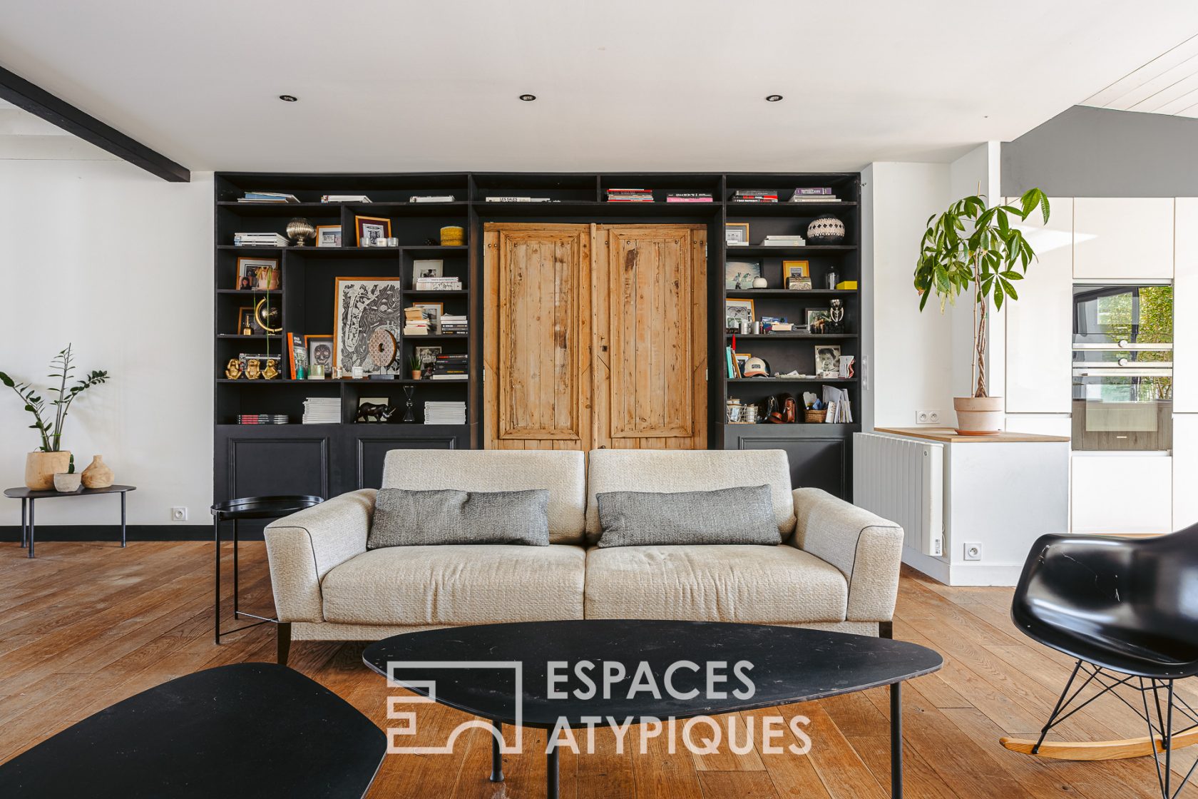 Family home with characterful renovation