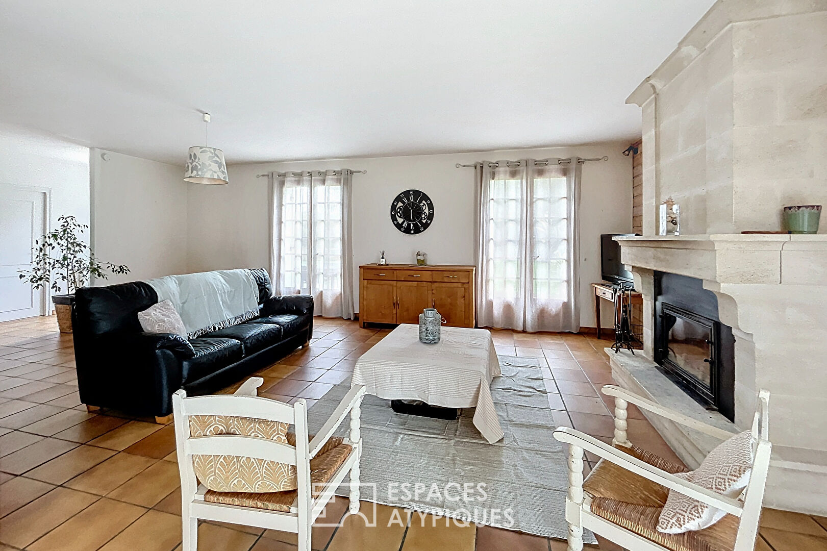 Large family home in a privileged setting