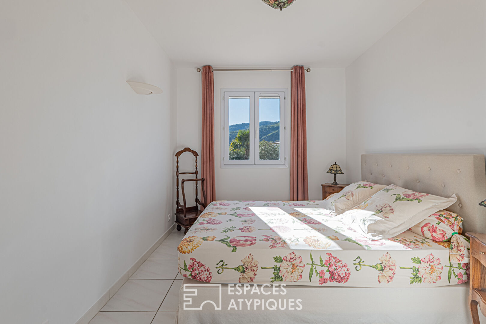 Villa provençale au calme à La Roquette-sur-Siagne