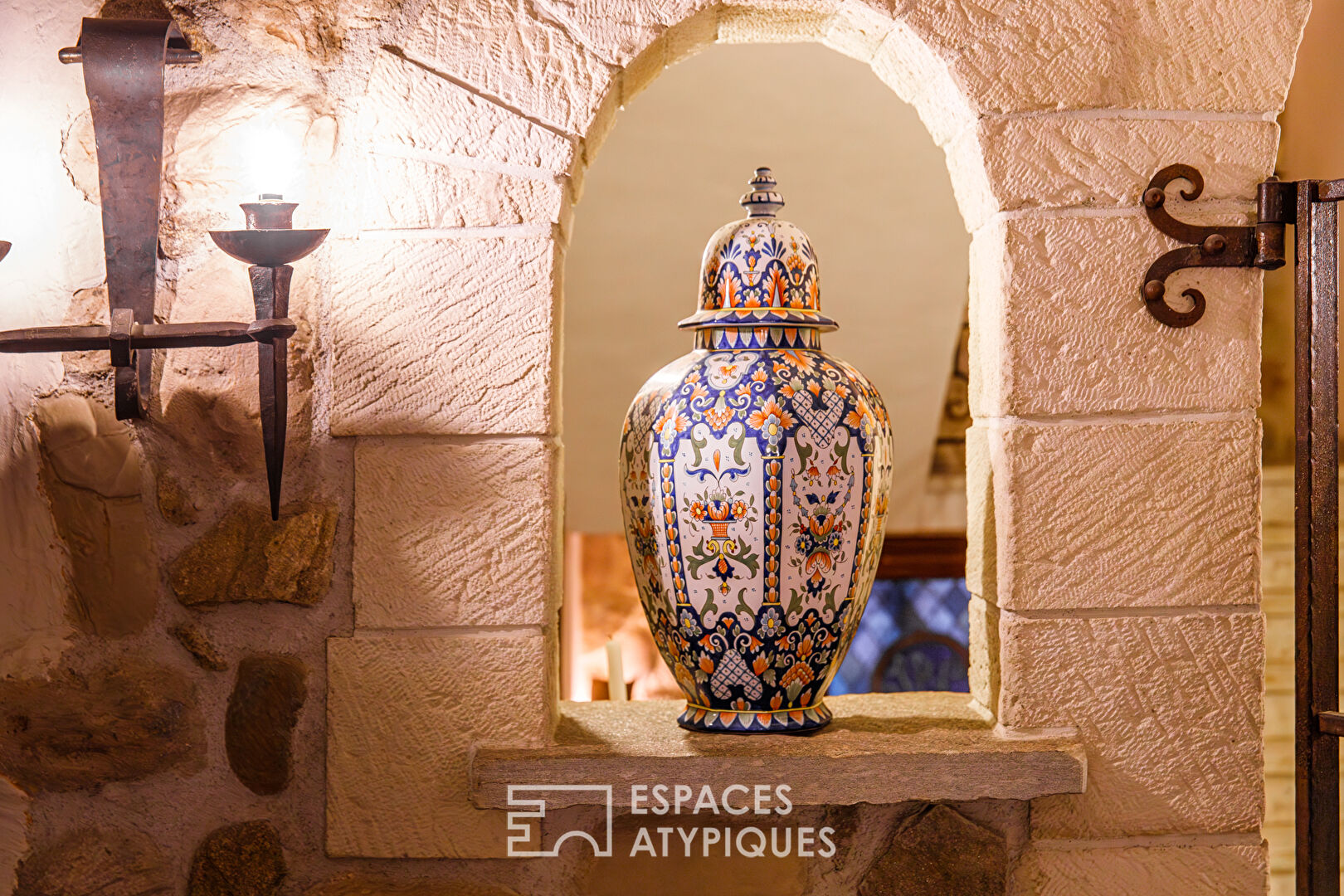 Character House with Landscaped Garden, Swimming Pool and View of the Albères