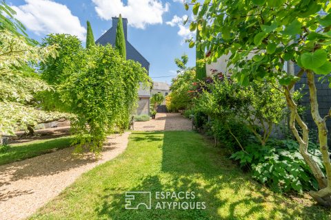 Ancien presbytère rénové en coeur de village