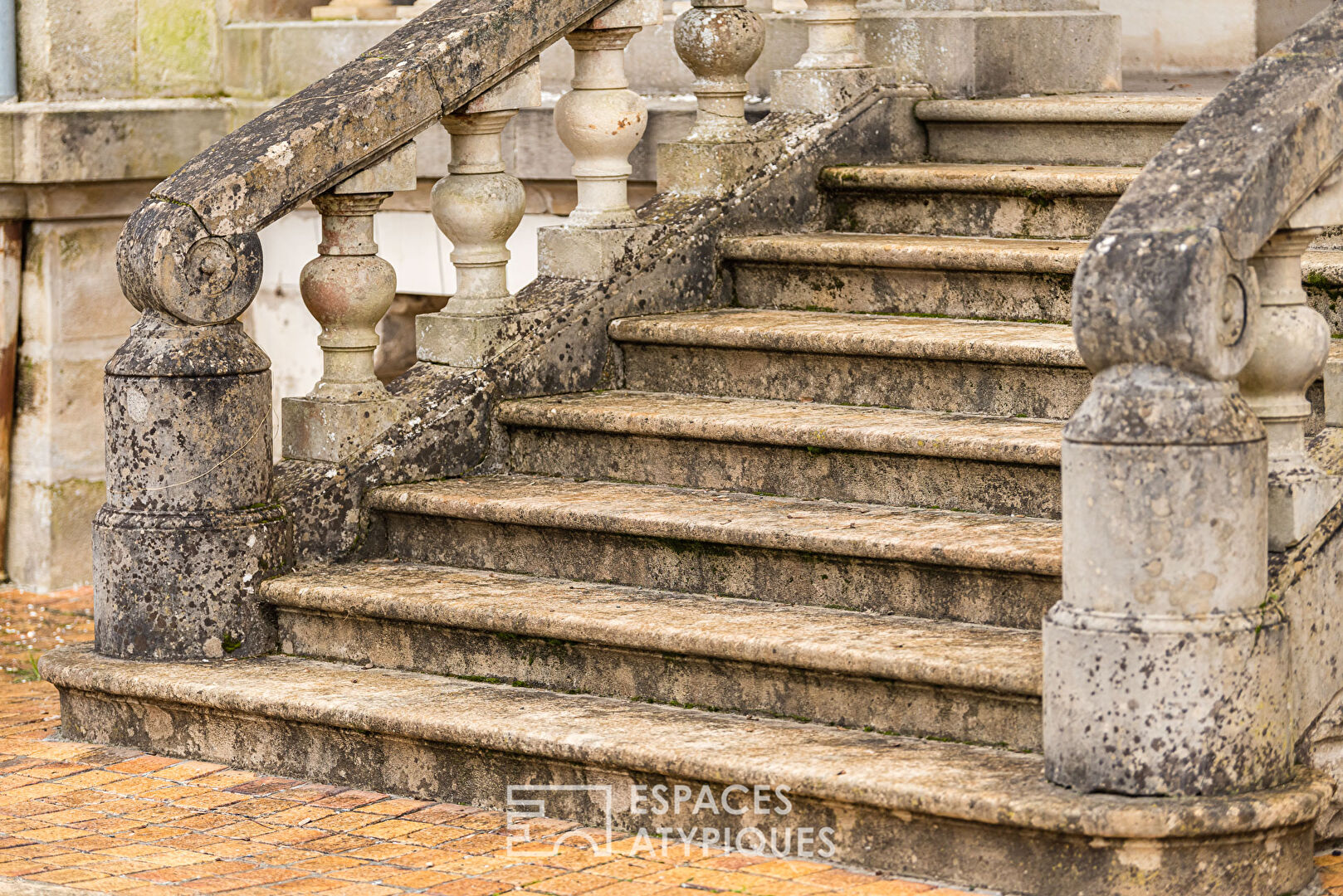 Manoir du XIXe siècle rénové – Charme et volumes
