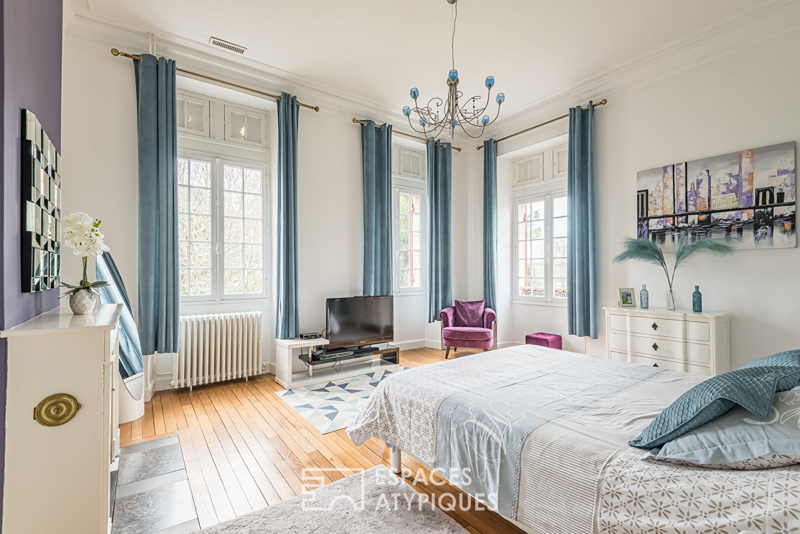 Manoir du XIXe siècle rénové – Charme et volumes