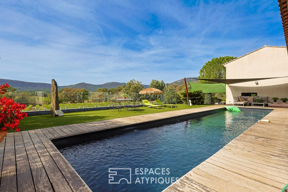 Contemporary villa in the heart of the vineyards - Réf. 8982 Villa contemporaine au coeur des vignes - Réf. 8982