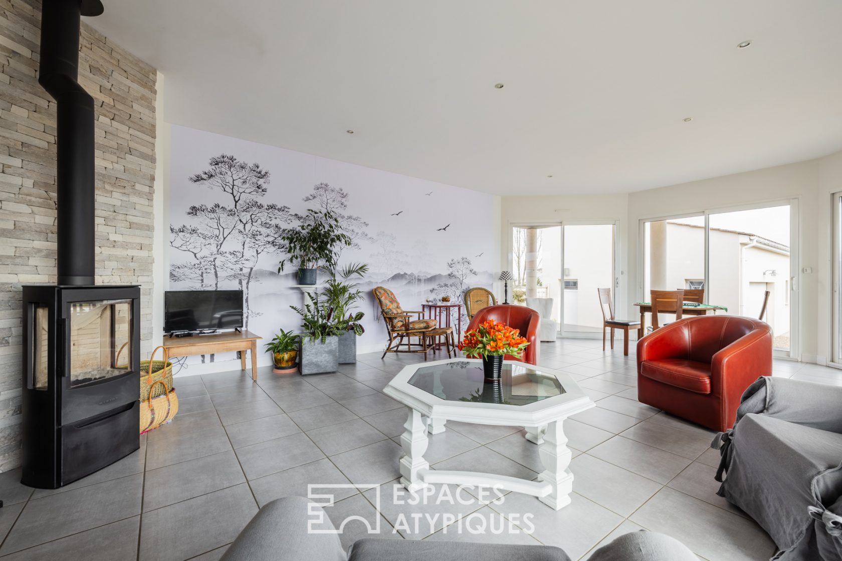 Villa sur les hauteurs du village