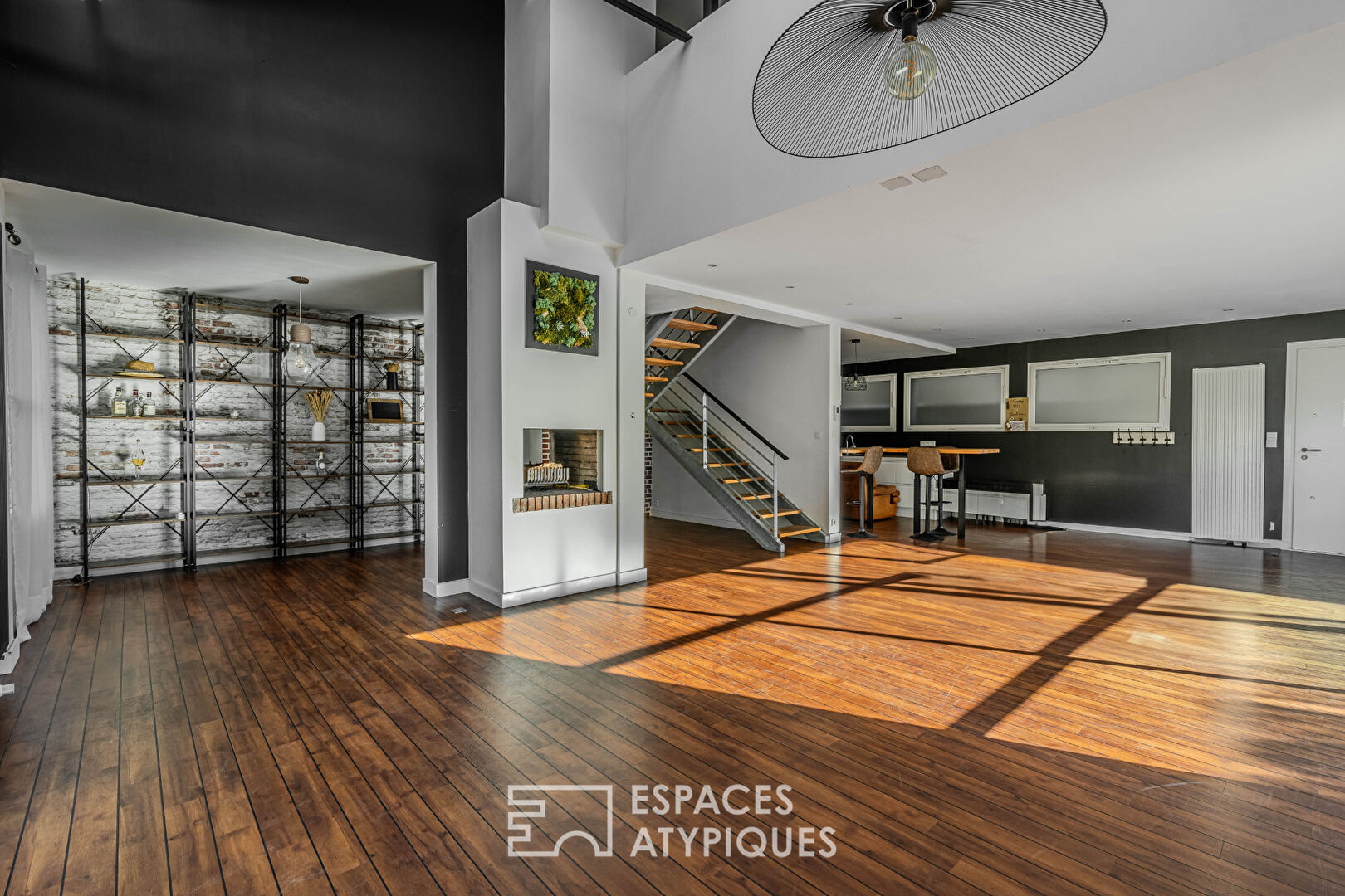 Elegant and bright loft in the heart of the Longchamp district