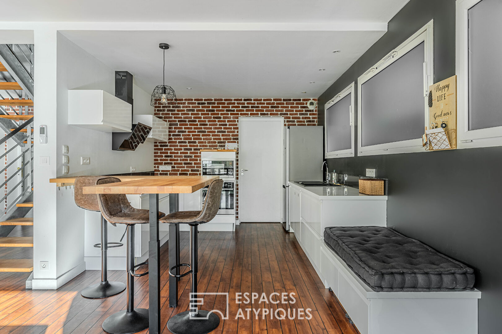 Elegant and bright loft in the heart of the Longchamp district
