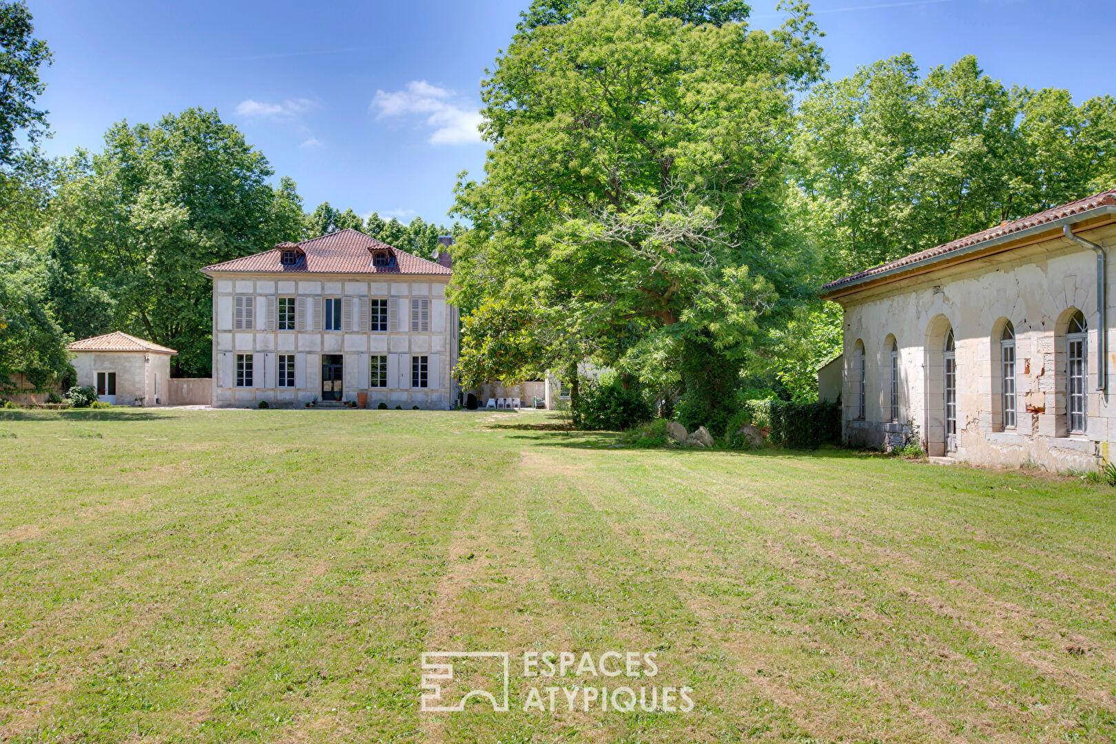 Maison de maître aux tons apaisants et modernes