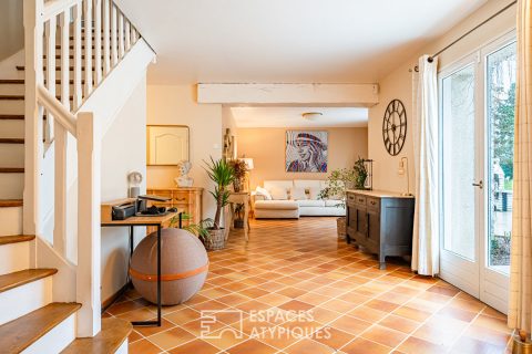 Élégante maison avec piscine intérieure à 10 minutes de Montfort L’Amaury