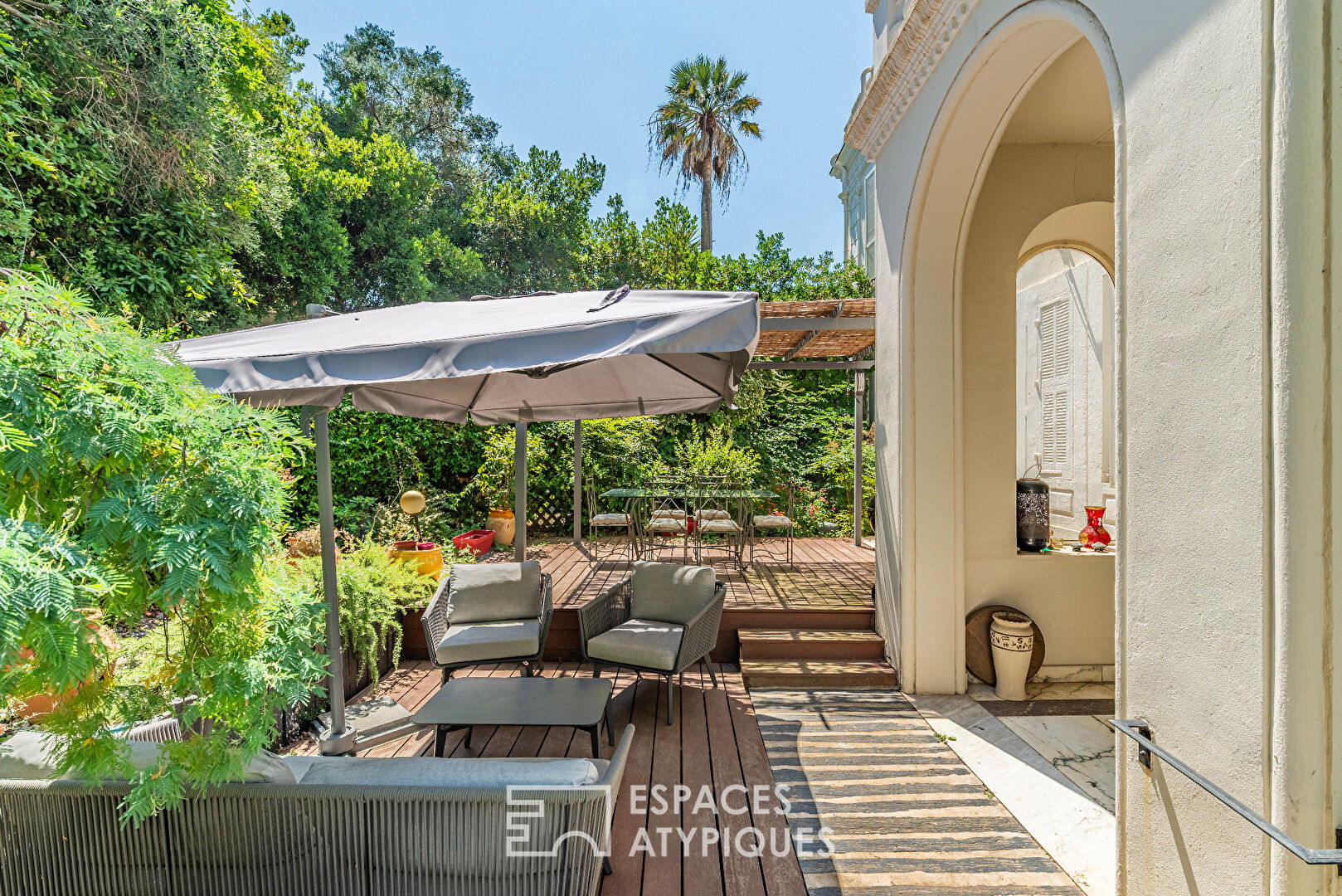 Bel appartement avec jardin dans maison bourgeoise CANNES OXFORD