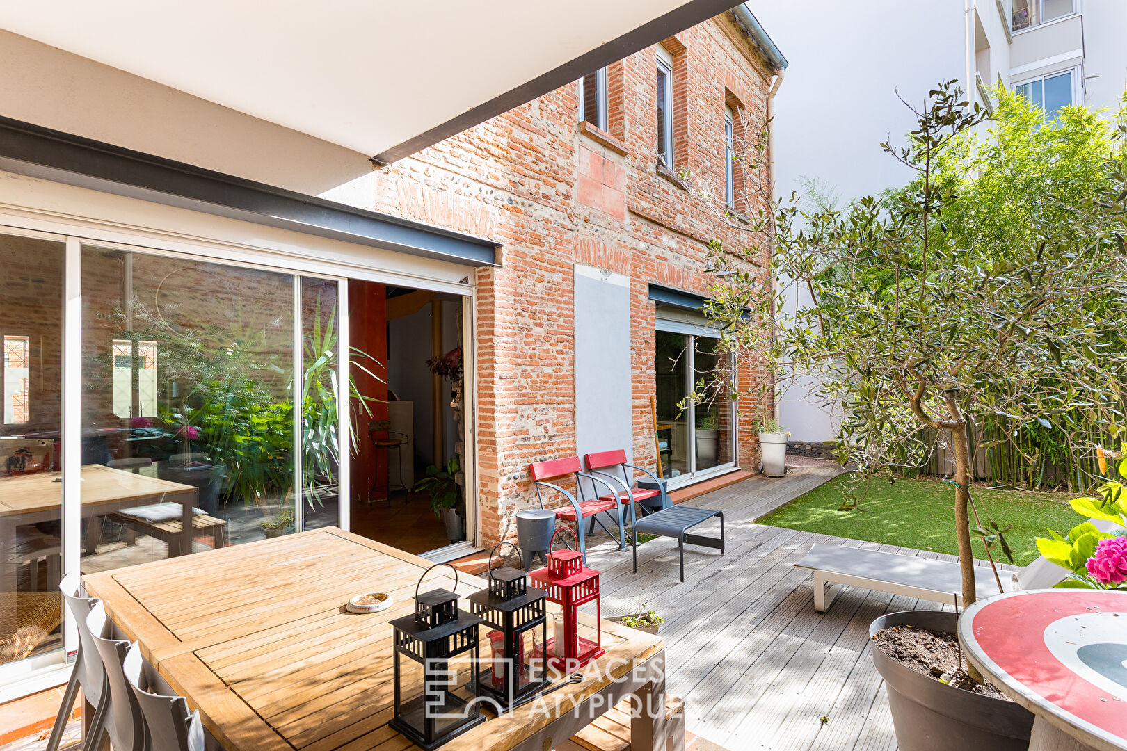 Townhouse with garden in Saint-Cyprien