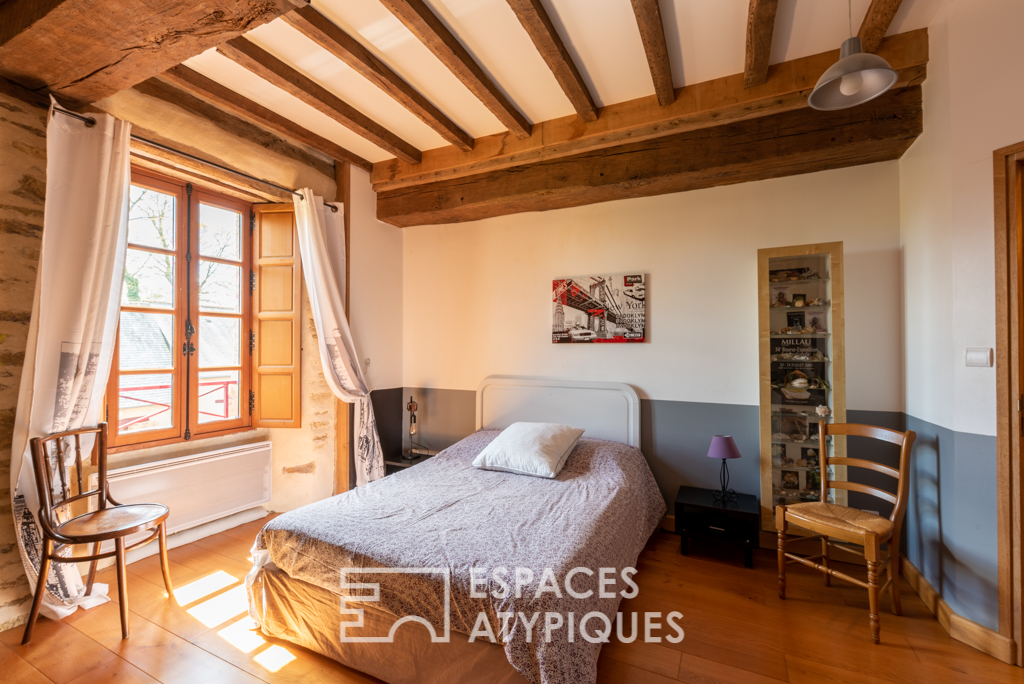 Charming 17th century manor house and its lodgings