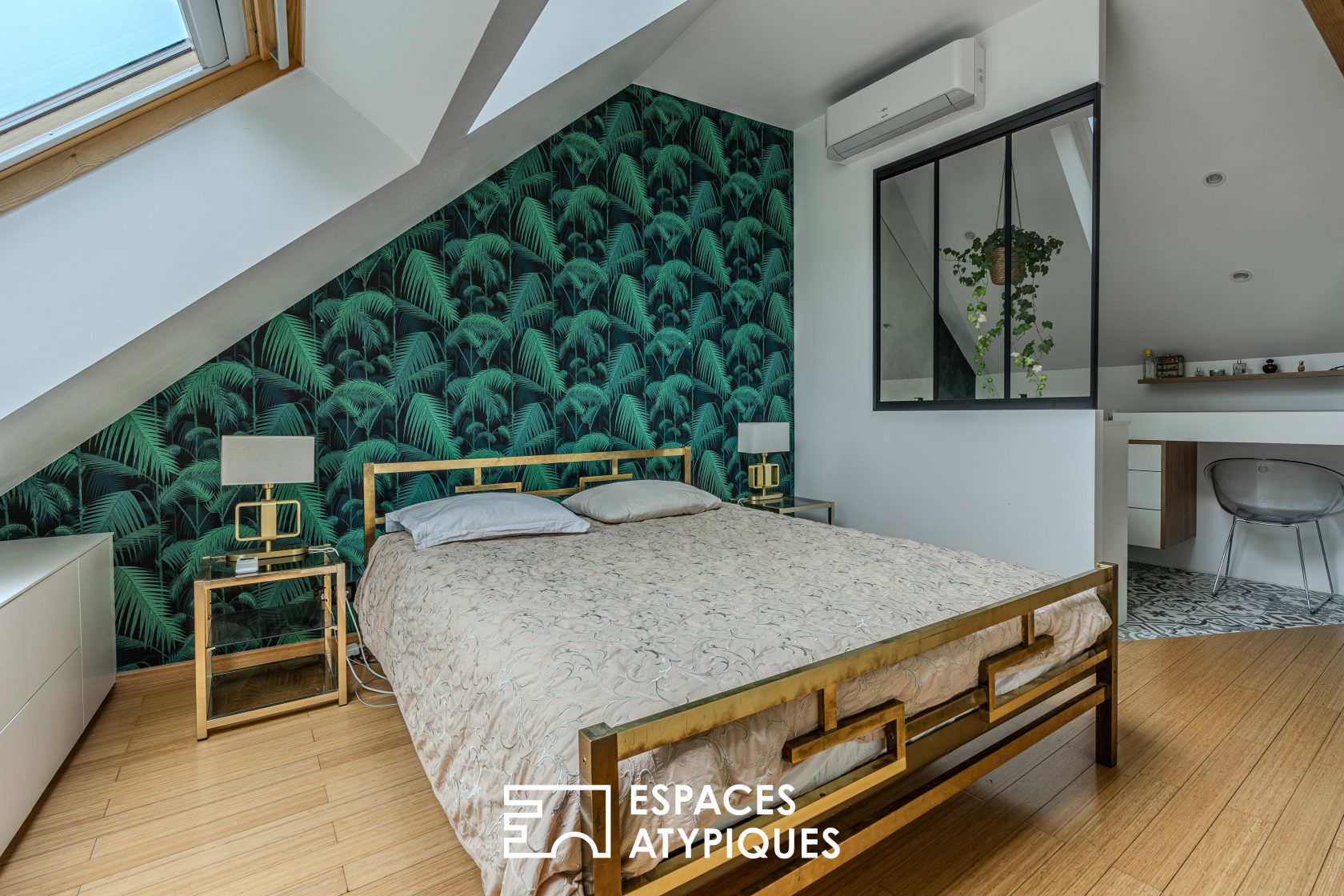 Loft d’exception baigné de lumière au cœur de Nantes !