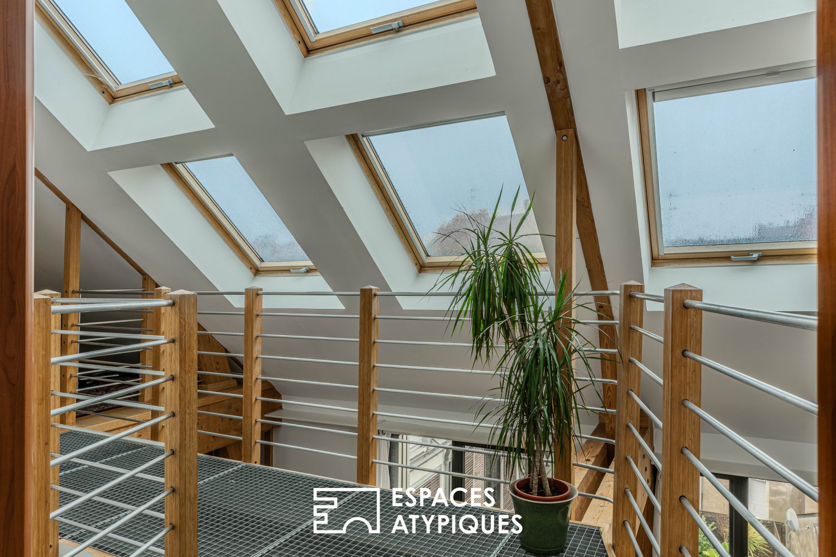 Loft d’exception baigné de lumière au cœur de Nantes !