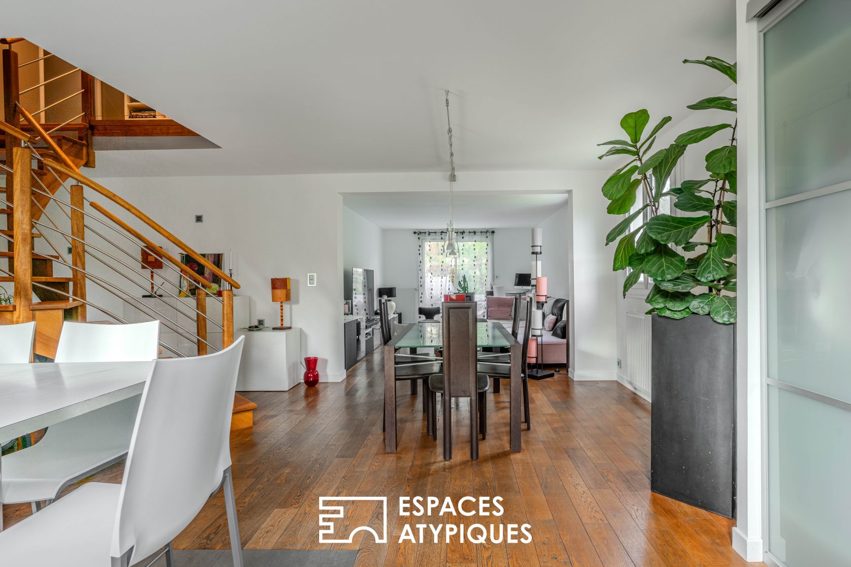 NANTES – ERAUDIÈRE Un duplex familial à l’esprit maison, avec jardin privatif