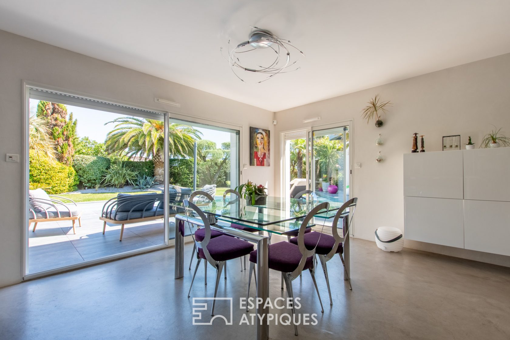 Villa familiale à la Pironnière avec piscine, spa et jardin d’exception