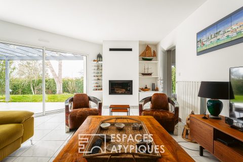 Family home in the heart of a coastal village