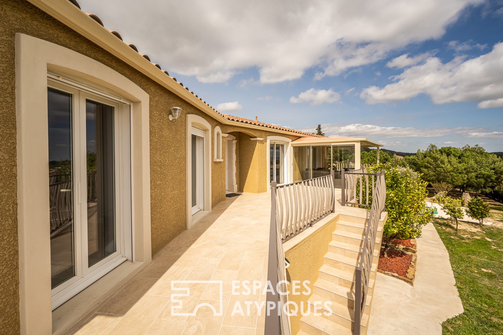 Maison avec jardin et piscine dominant les Corbières