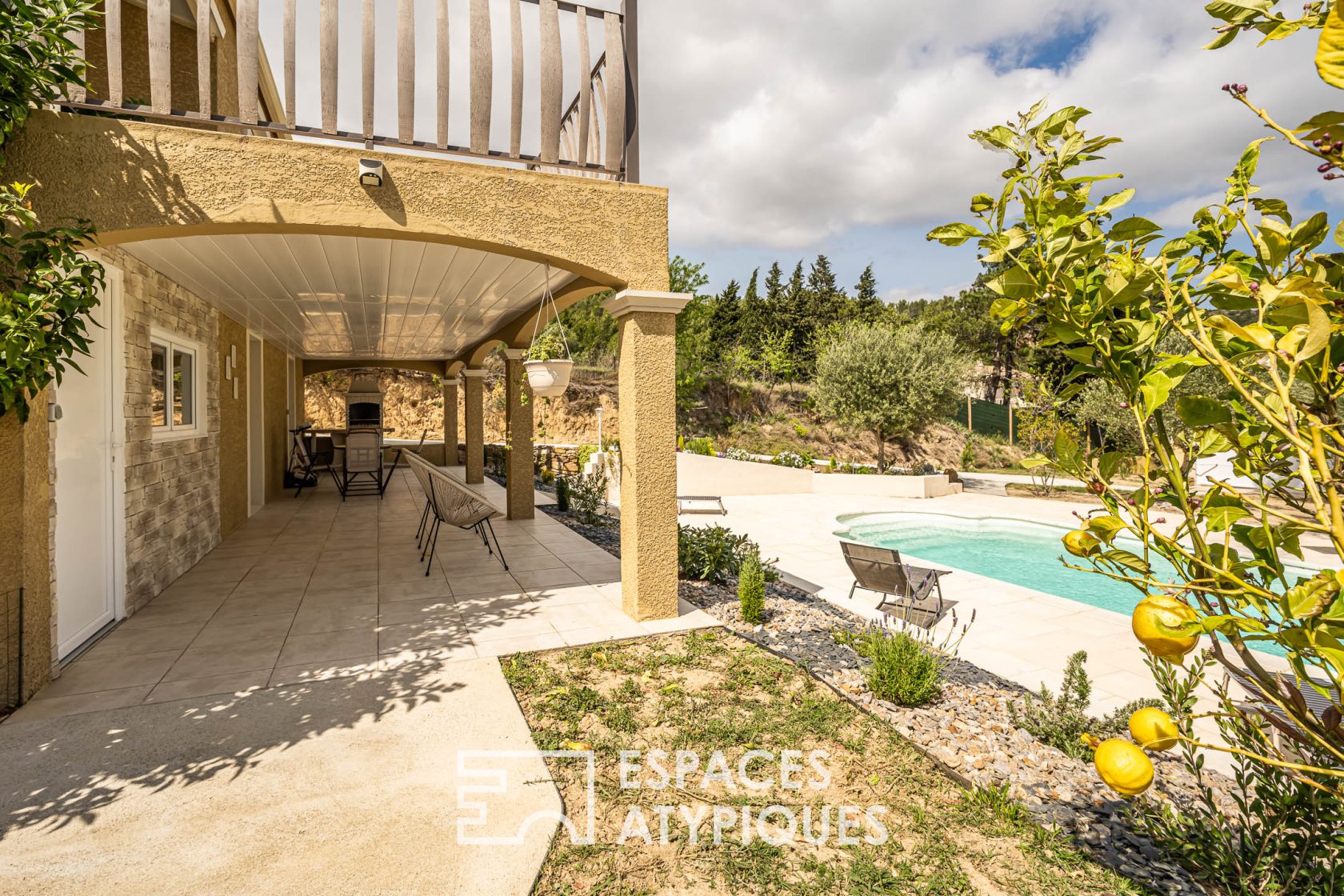 Maison avec jardin et piscine dominant les Corbières