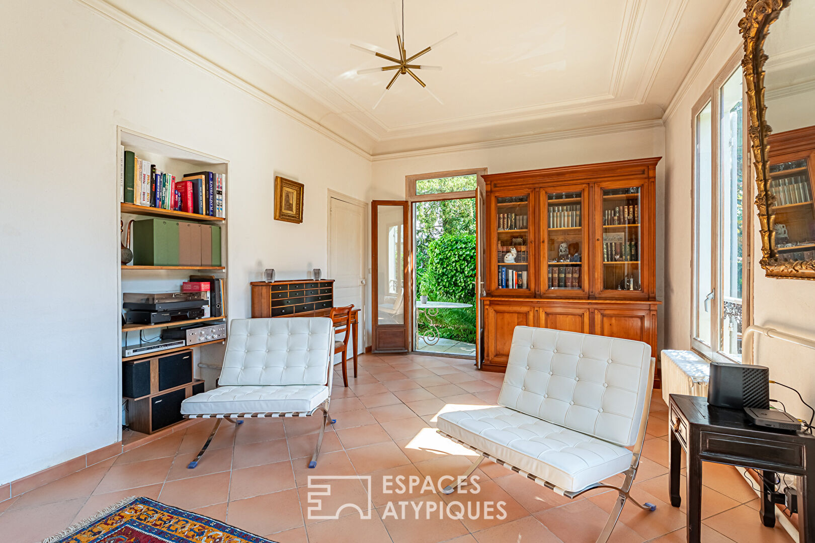 Ancien relais de chasse avec jardin verdoyant quartier Croix-Bosset – Monesse