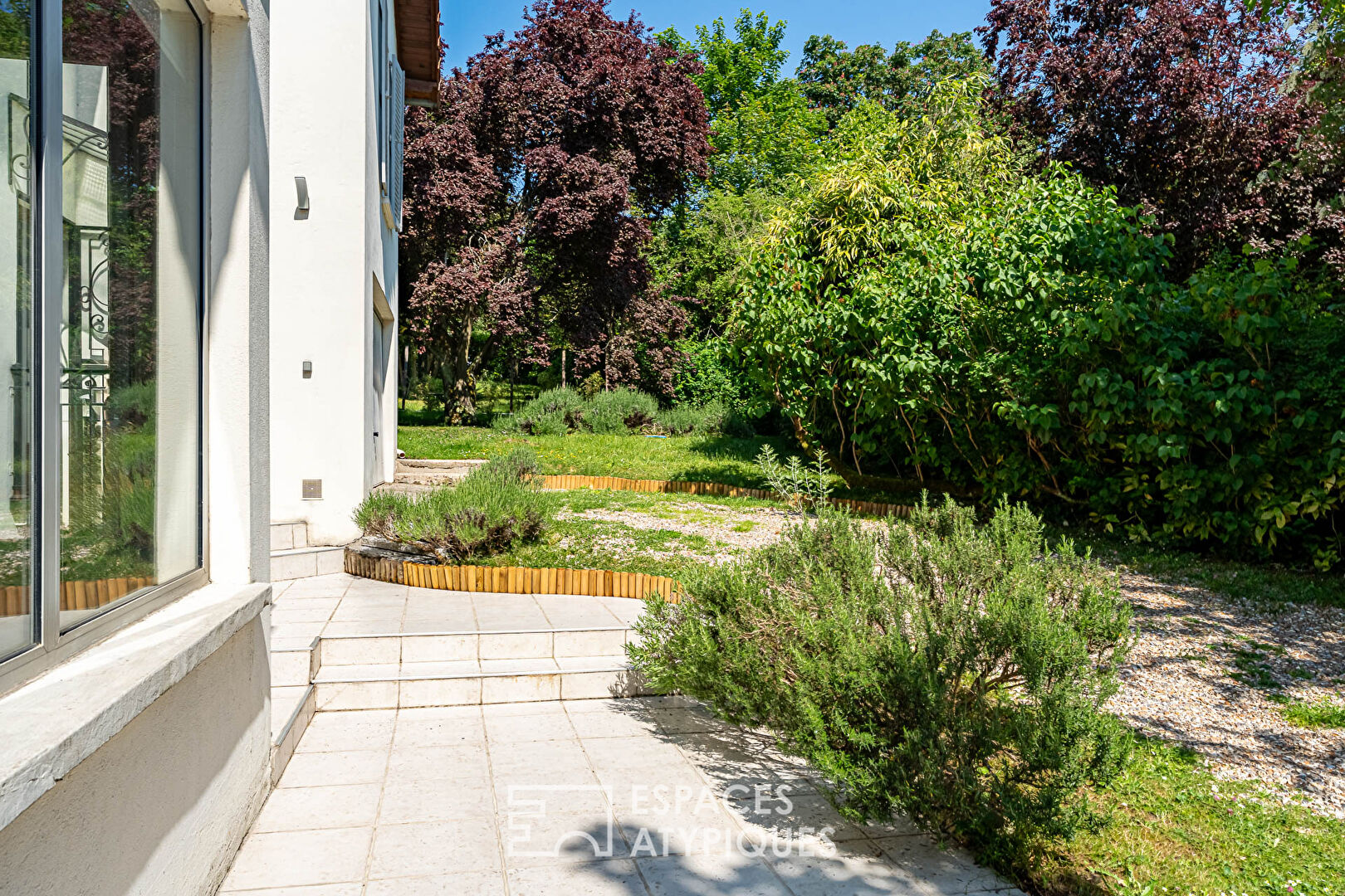 Ancien relais de chasse avec jardin verdoyant quartier Croix-Bosset – Monesse