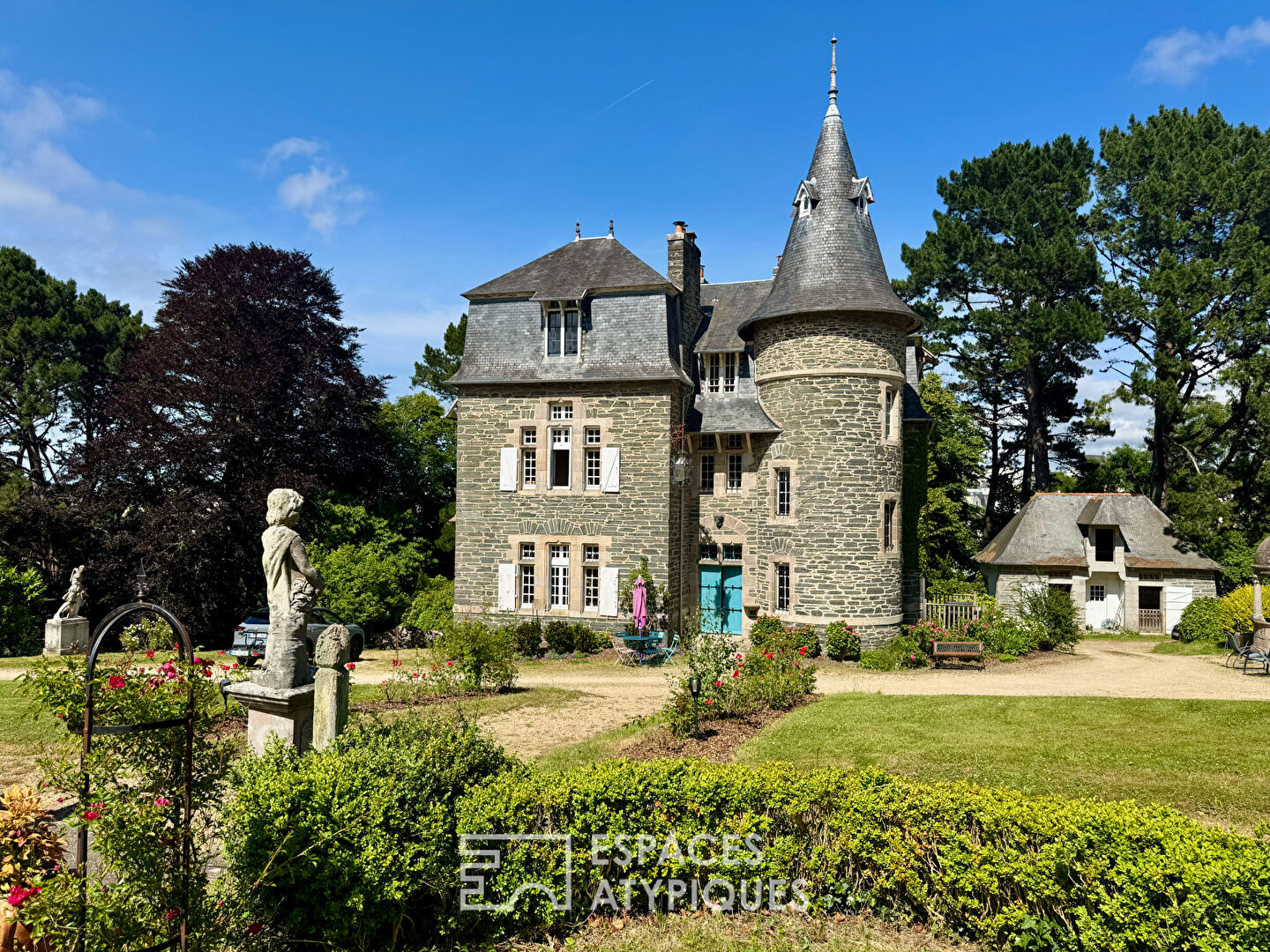 The Elegant – Sumptuous 19th Century Mansion