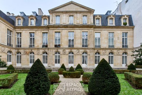 Apartment in a former mansion