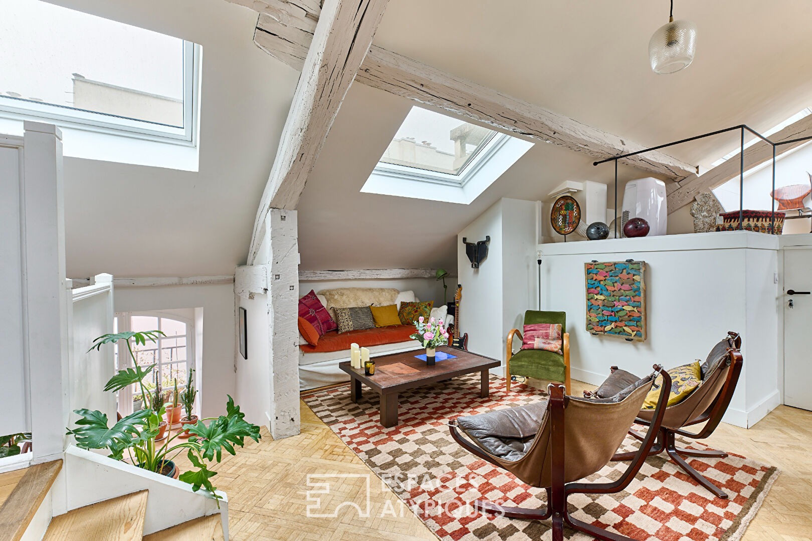Apartment in a former mansion